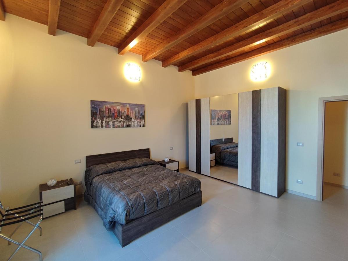 In Centro Rooms And Apartments Isola di Liri 外观 照片