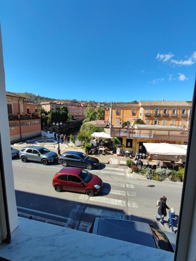 In Centro Rooms And Apartments Isola di Liri 外观 照片