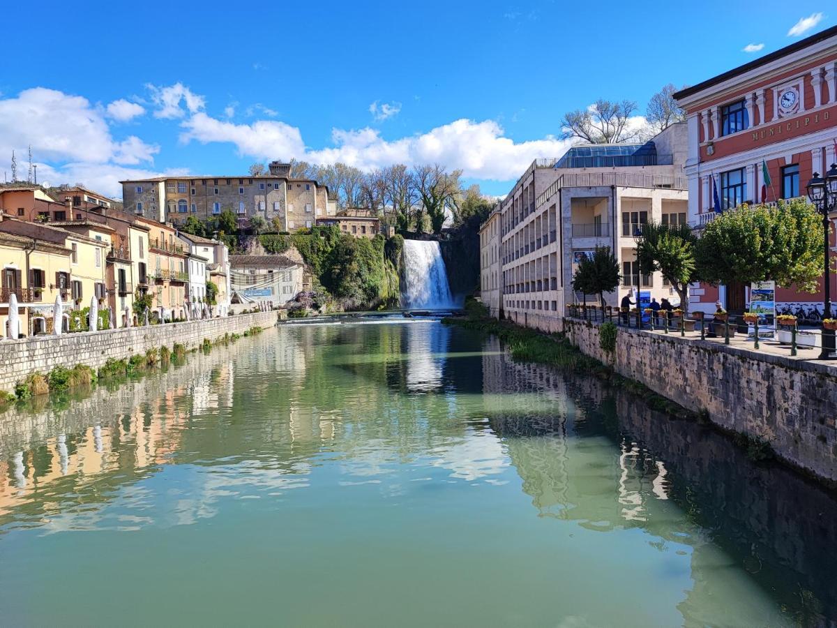 In Centro Rooms And Apartments Isola di Liri 外观 照片