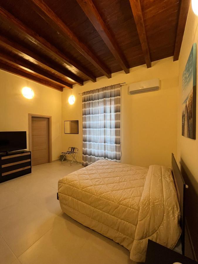 In Centro Rooms And Apartments Isola di Liri 外观 照片
