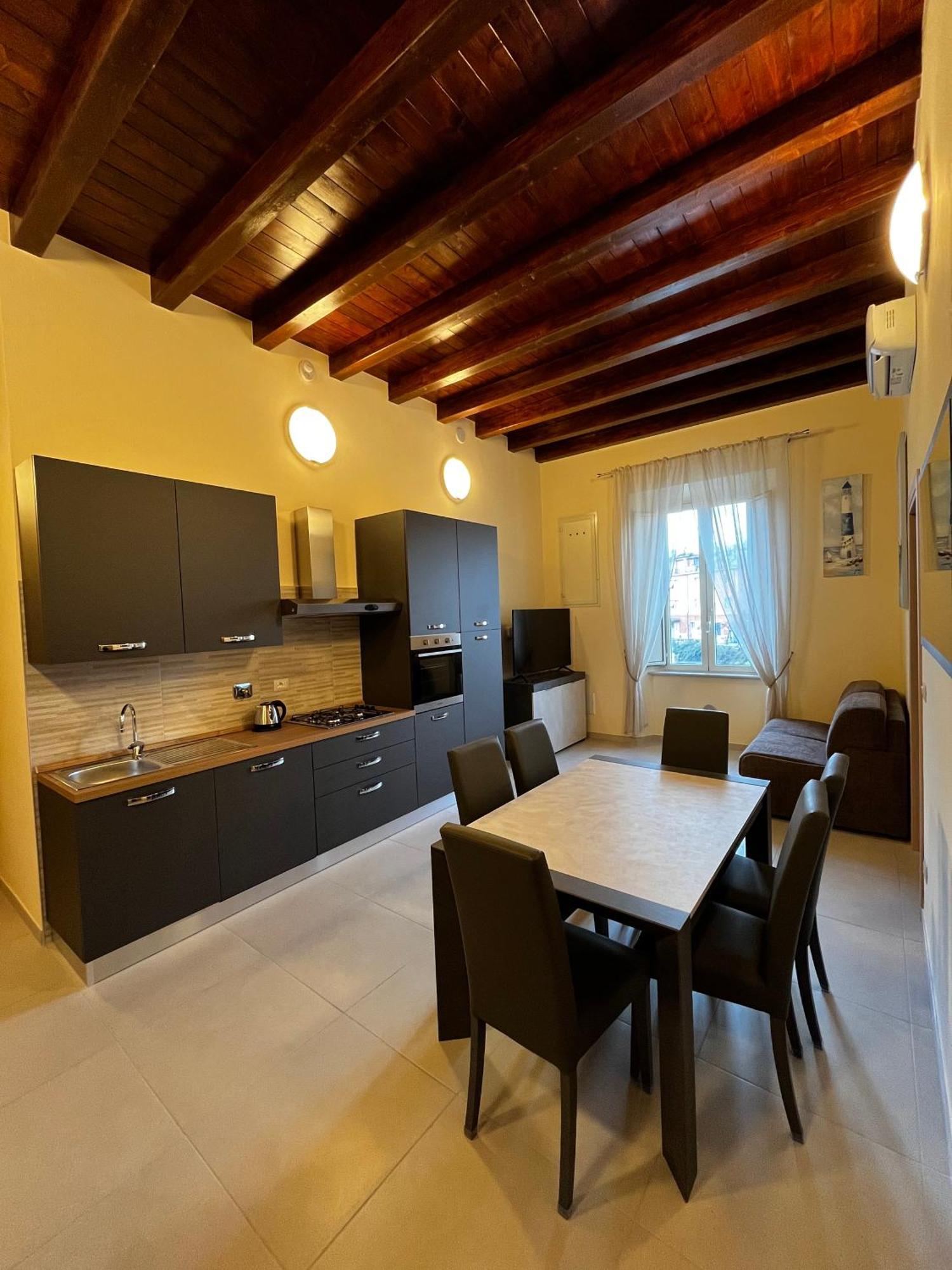 In Centro Rooms And Apartments Isola di Liri 外观 照片