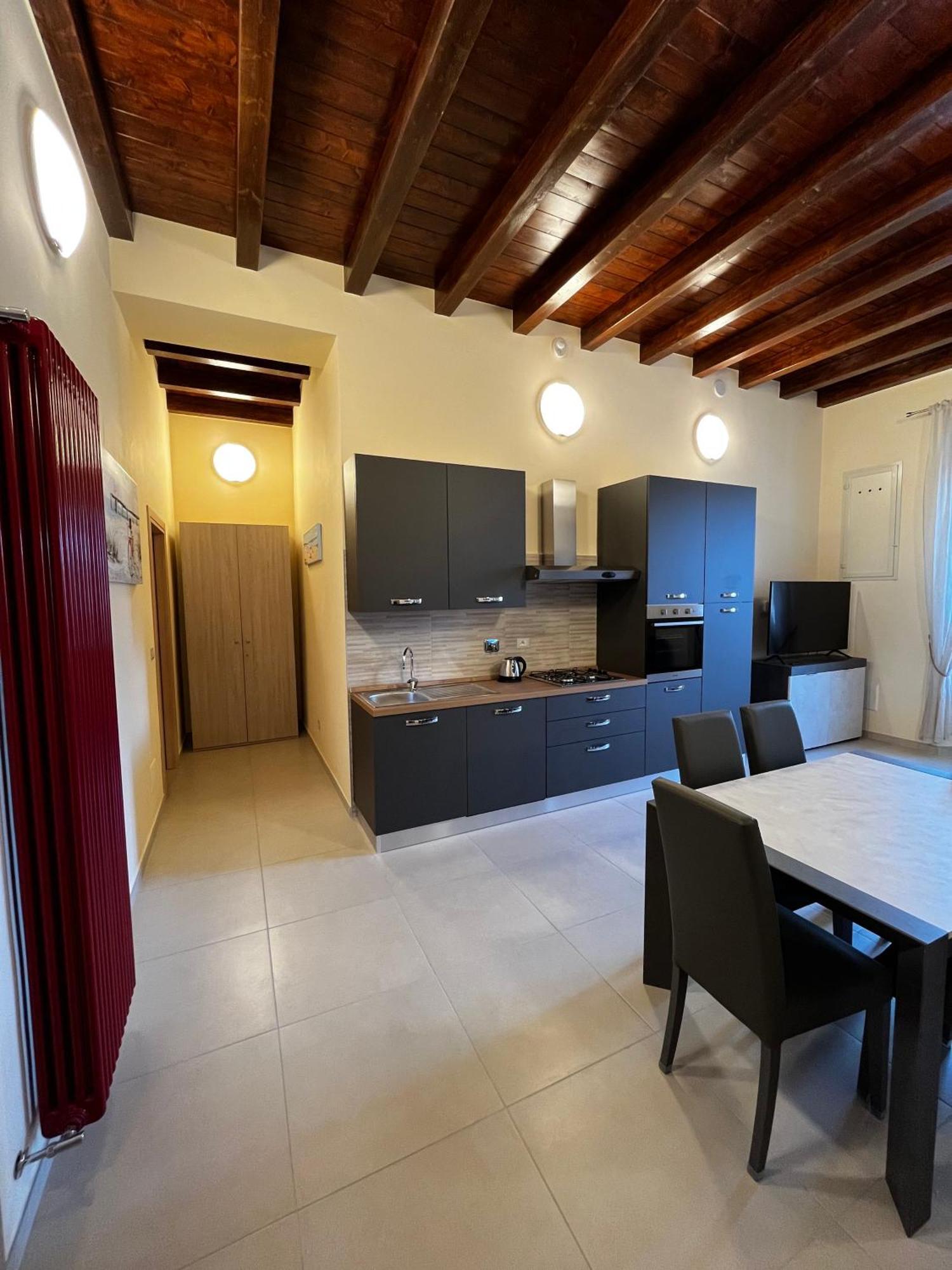 In Centro Rooms And Apartments Isola di Liri 外观 照片
